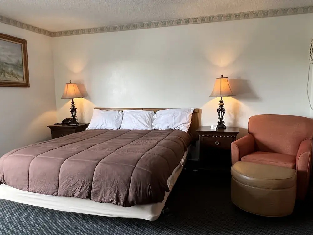 Economy room