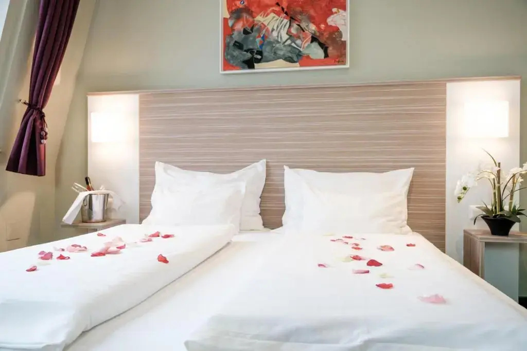 Hotel Restaurant Bistro Raffel - Chambres