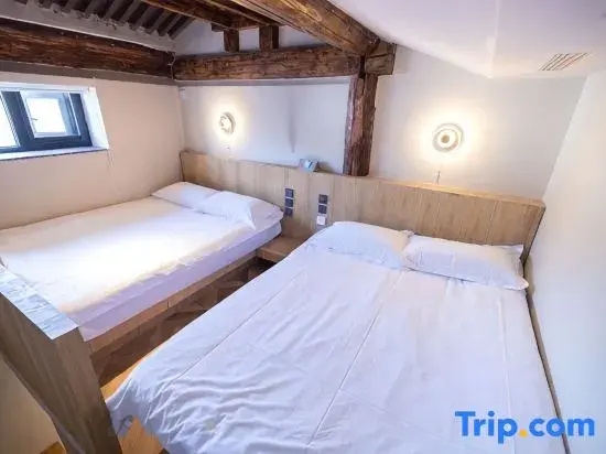 Standard Double Duplex room (twin beds)