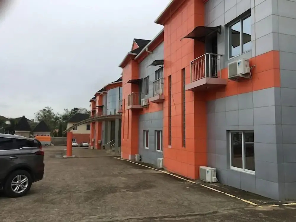 Aenon Suites And Hotel LTD