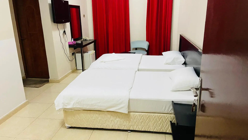 Standard Double room twin beds
