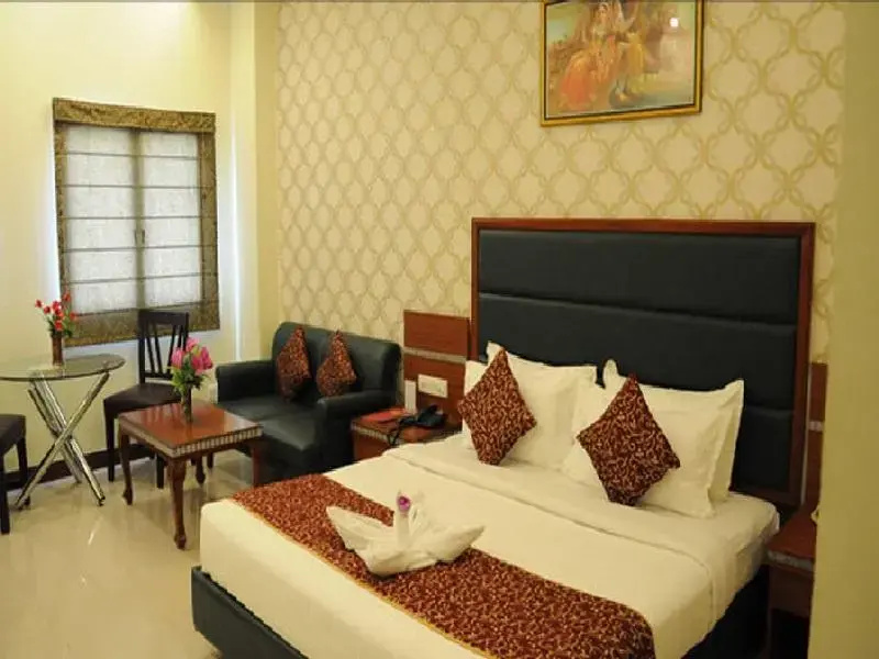 Standard Club room
