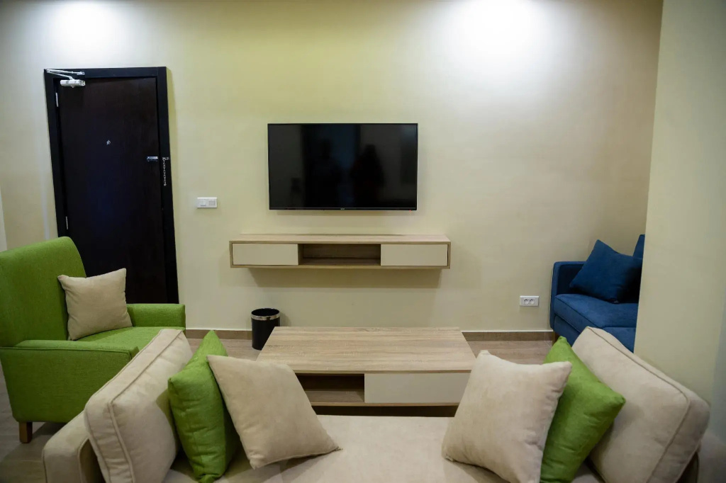 2 Bedrooms Suite