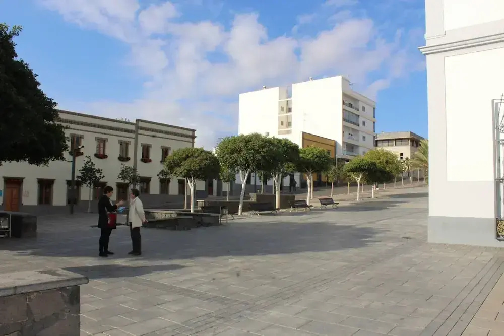 Room Rental In Central Flat In Puerto Del Rosario