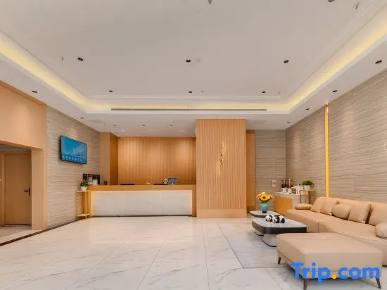 Ezzi  Hotel (Chengdu 339 Panda Tower, Jianshe North Road Metro Station) in Chengdu