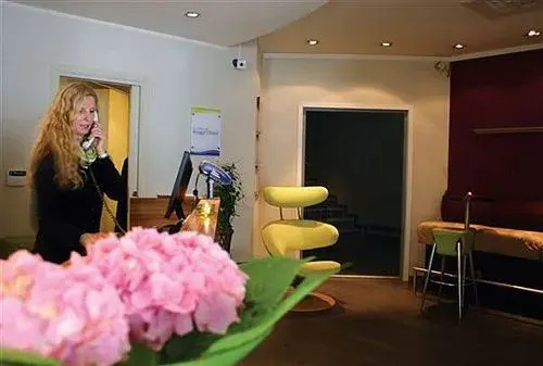 Stoltzen Hotel  Apartments - Général