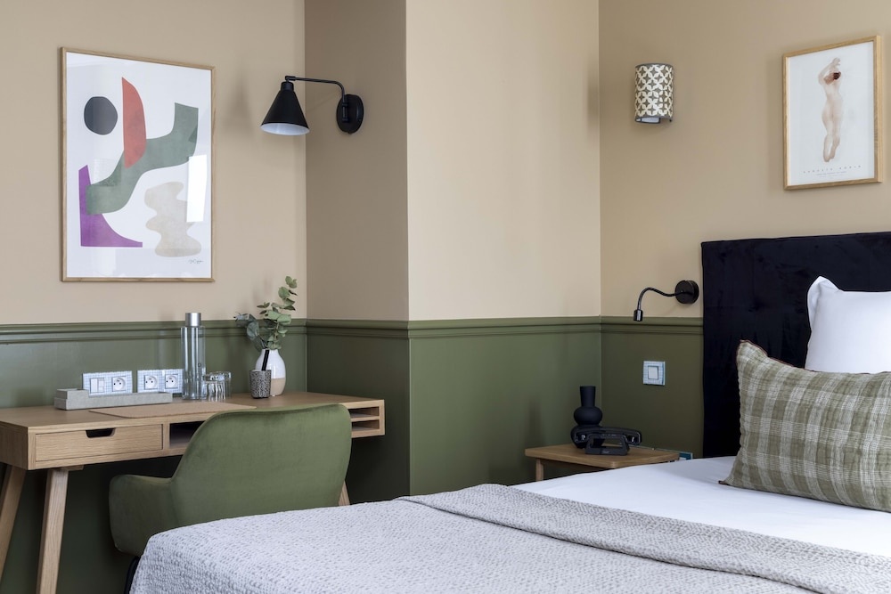 Le Petit Beaumarchais Hotel & Spa 62