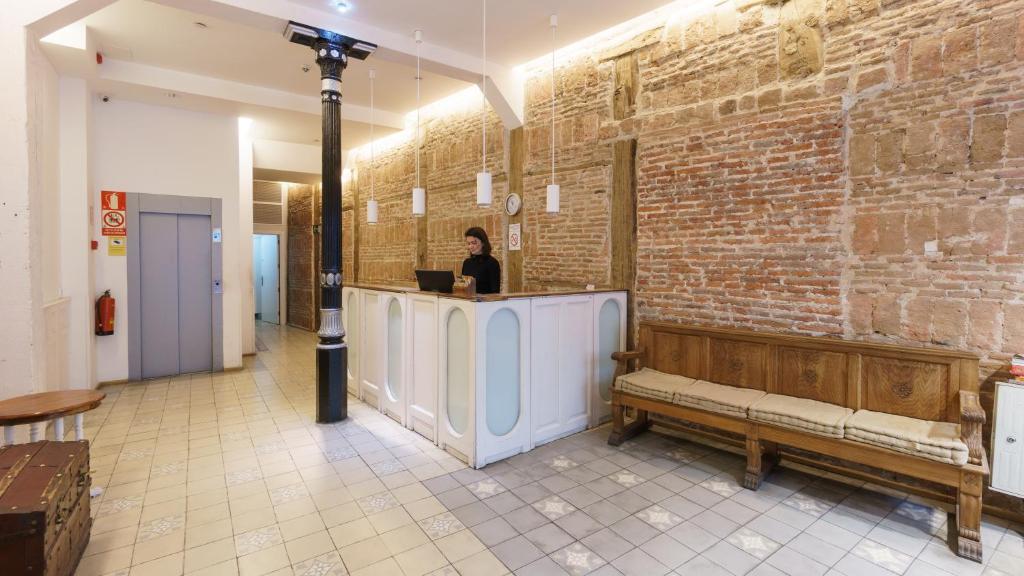 Hostal Madrid by null