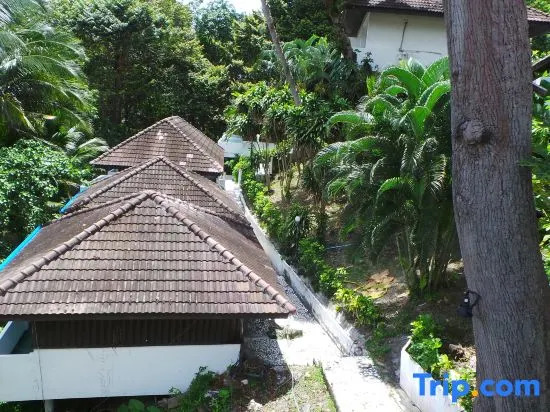 Двухместный номер Standard 2 отдельные кровати в On The Hill Karon Resort