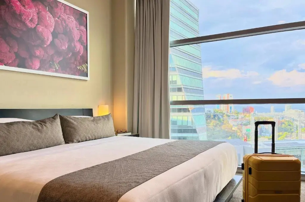 Deluxe Double room (full double bed)