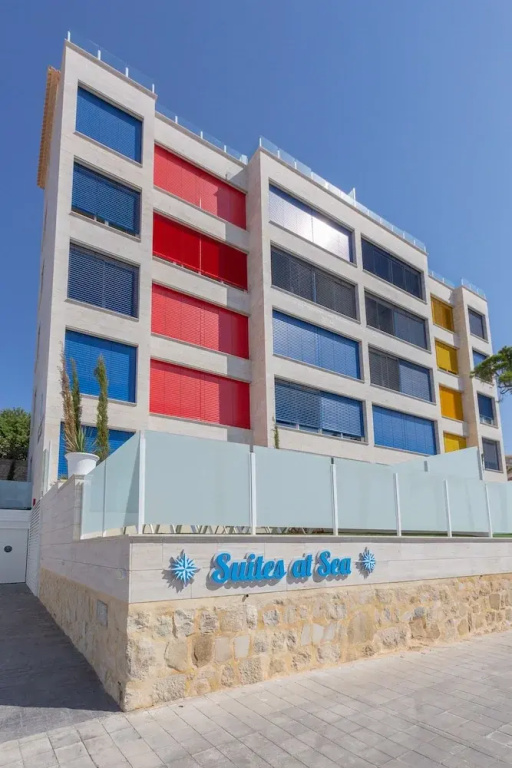 Suites at the Sea