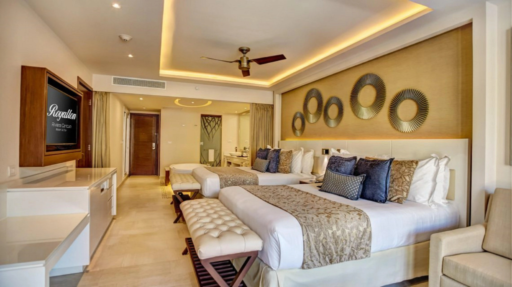 Royalton Riviera Cancun, An Autograph Collection All-Inclusive Resort & Casino - 3