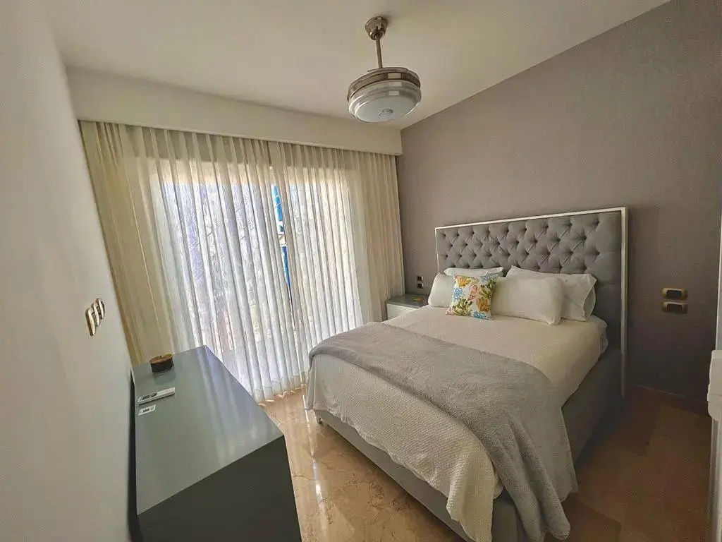 Penthouse Chic en Cana Rock Condos #23