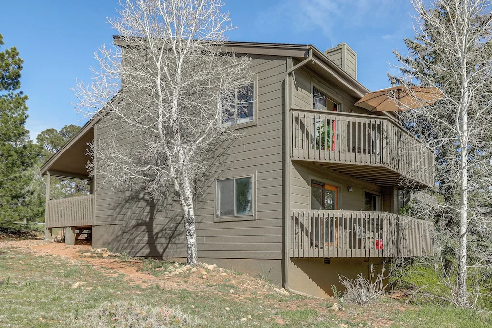 Walk to Golf & Trails! 'aspen House' in Flagstaff