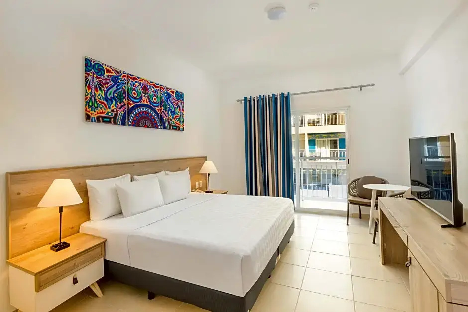 Standard Triple room