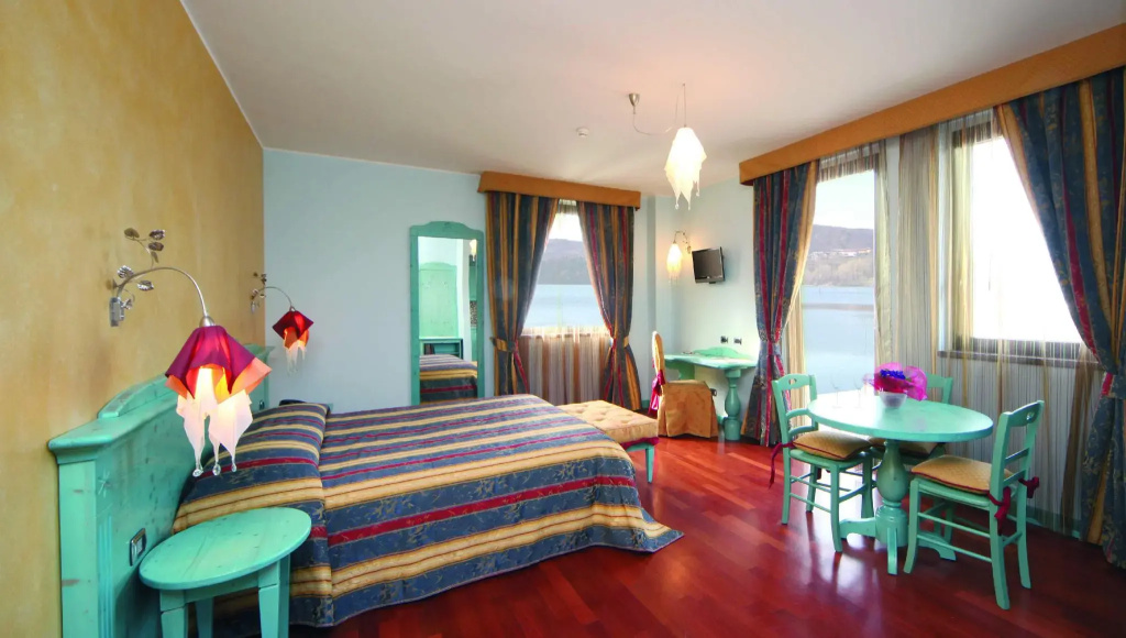 Superior room