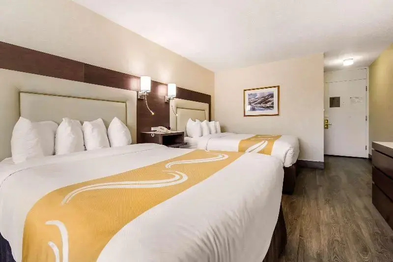 Quality Inn & Suites Gatineau - Chambres