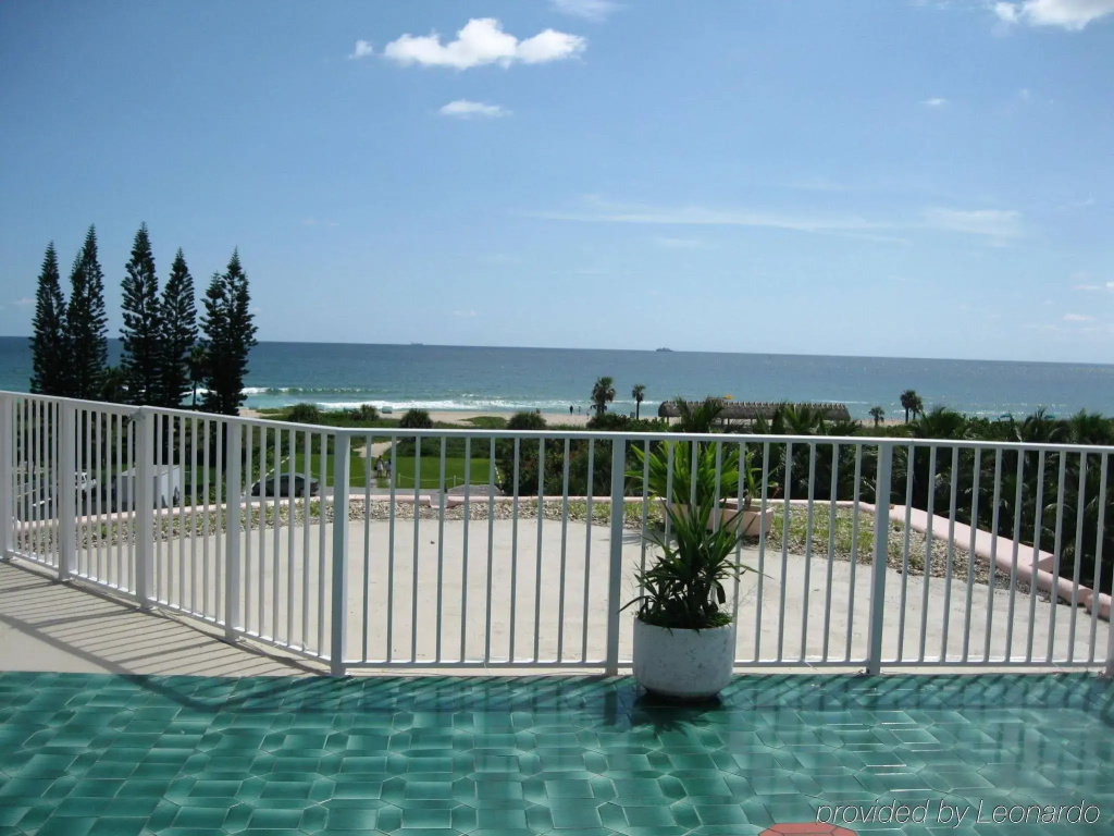 Sea Spray Inn & Beach Resort - Général
