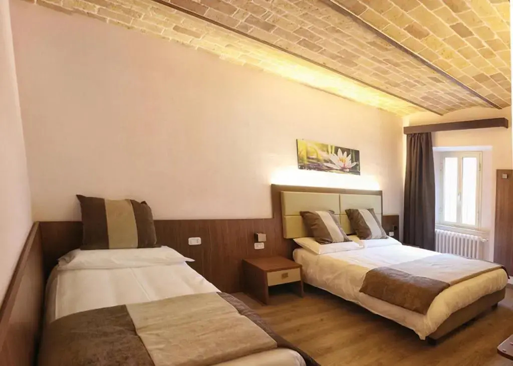 Standard Double room (twin beds)