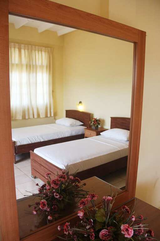 Hotel Red Rose