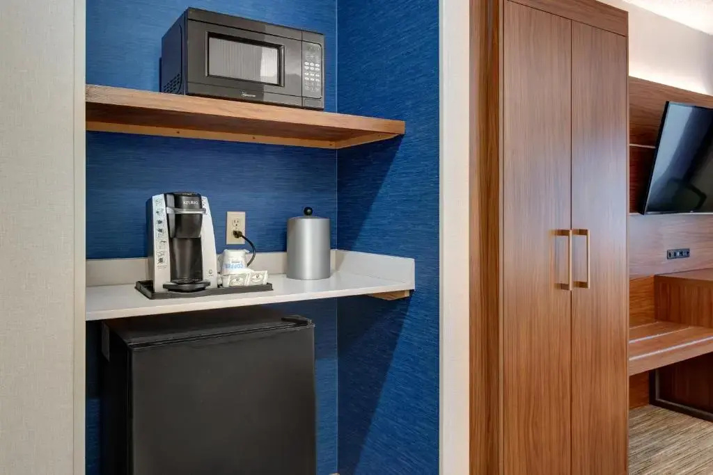 Holiday Inn Express Hotel & Suites West Long Branch by IHG - Chambres