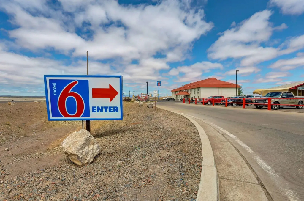 Motel 6 Moriarty, NM