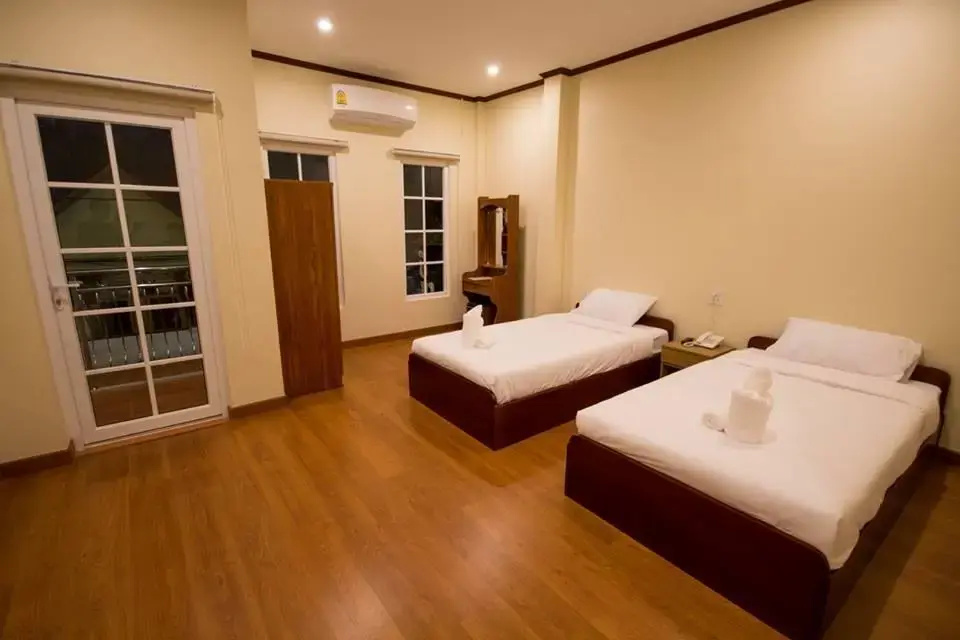 Standard Double room (twin beds)