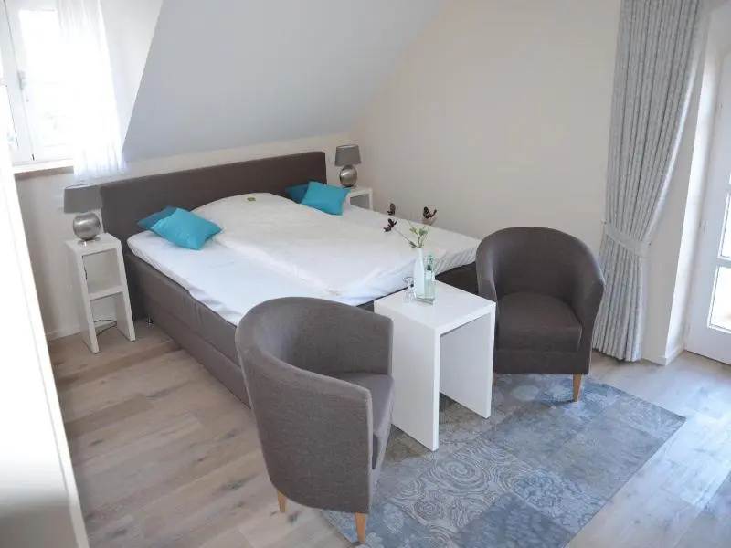 Hotel Josten — 2