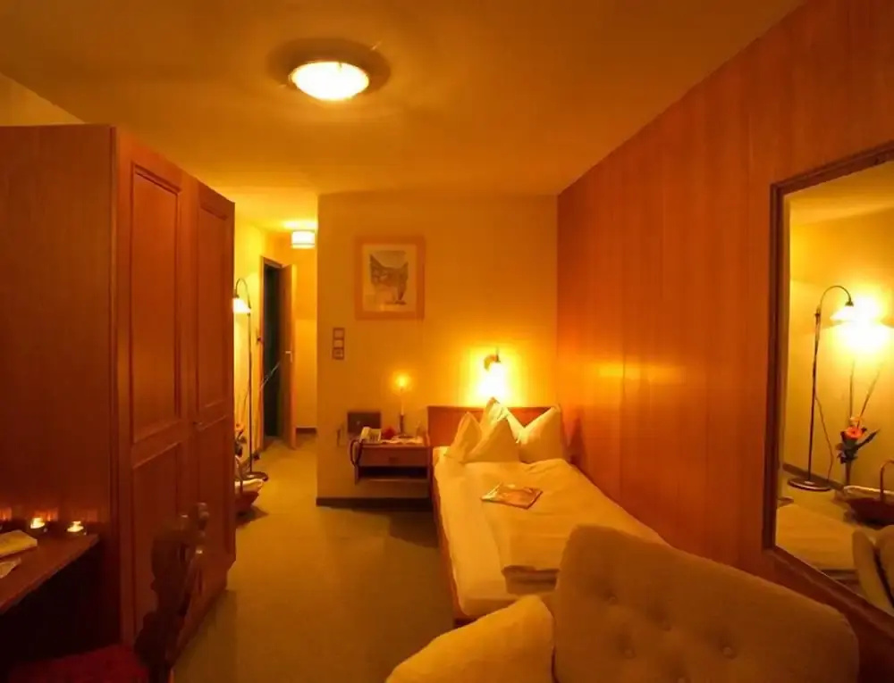 Comfort room