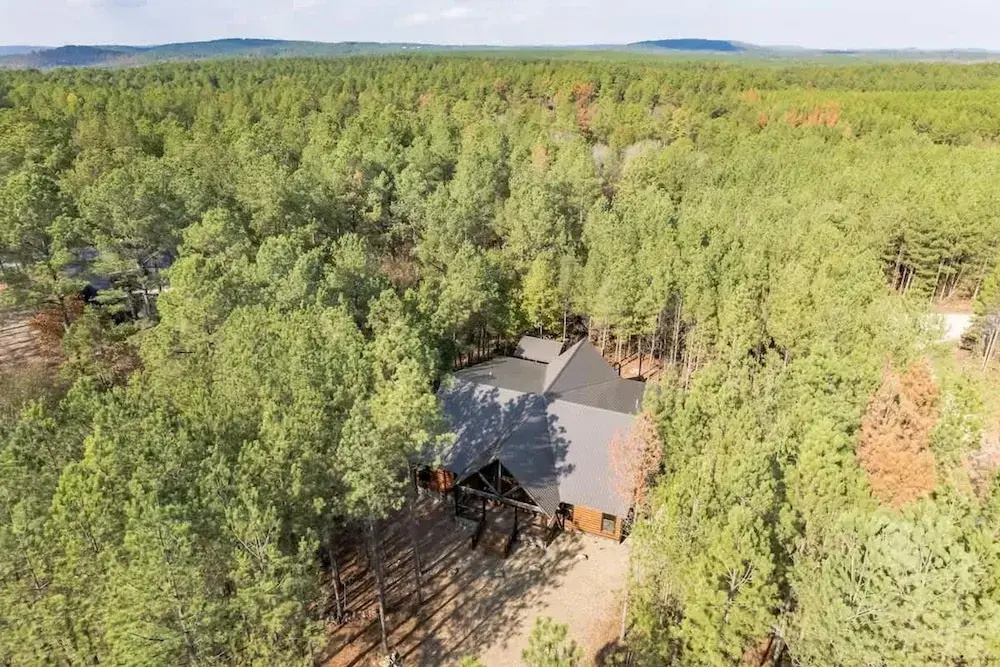 Massive Hochatown Lodge w spa Basketball More