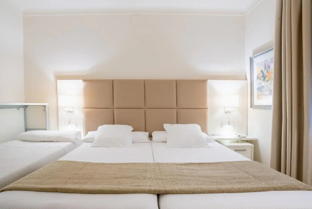 Hotel Pirineo Figueres by Pierre and Vacances - фото 5