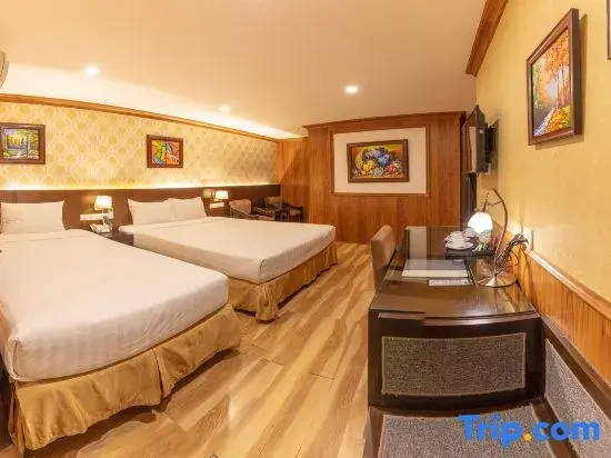 Superior Quadruple room