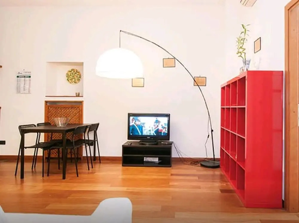 Vela Maison — 2