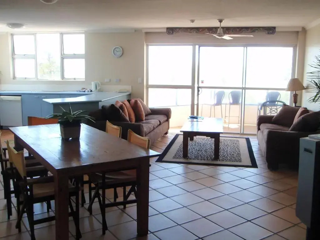Grosvenor Beachfront Apartments
