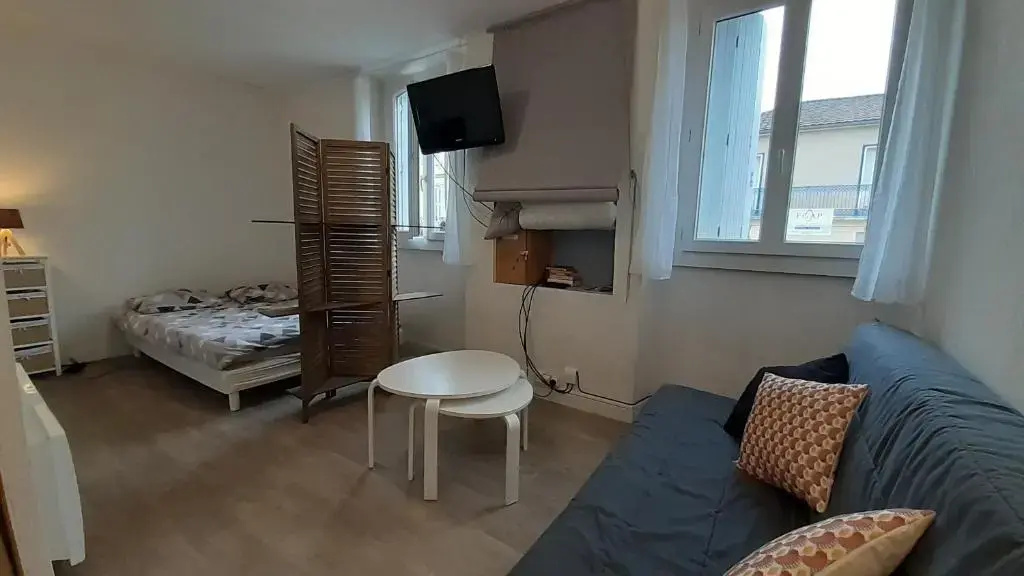 Standard Studio