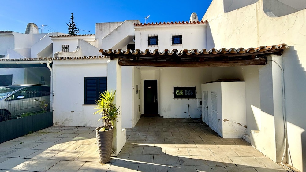 Vilamoura Grand Terrace 2 by Homing