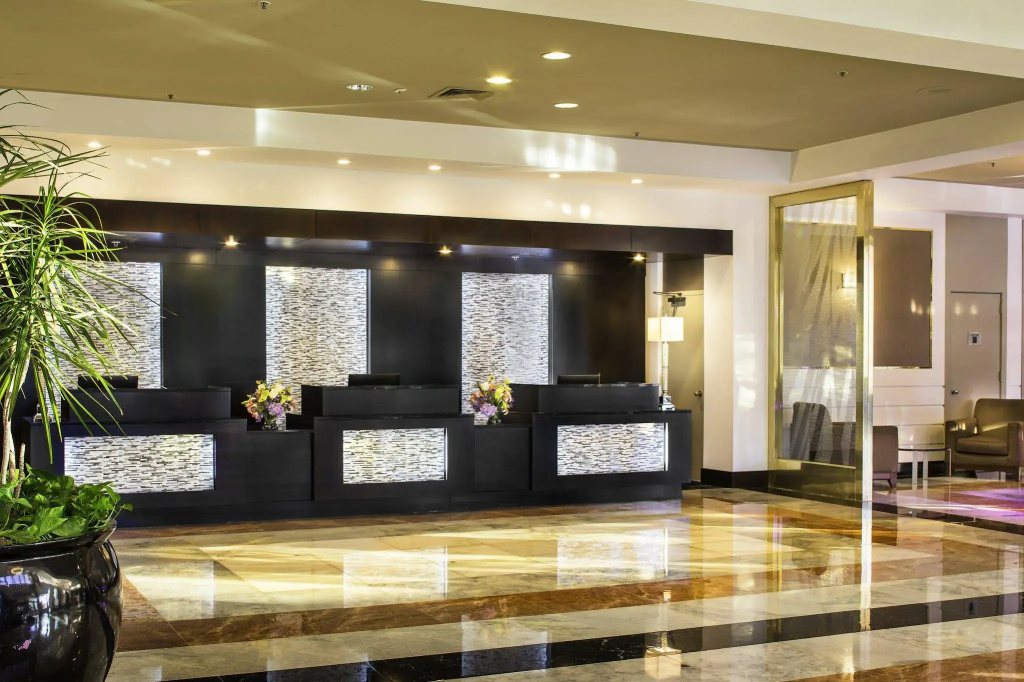 DoubleTree by Hilton New York LaGuardia Airport - Général