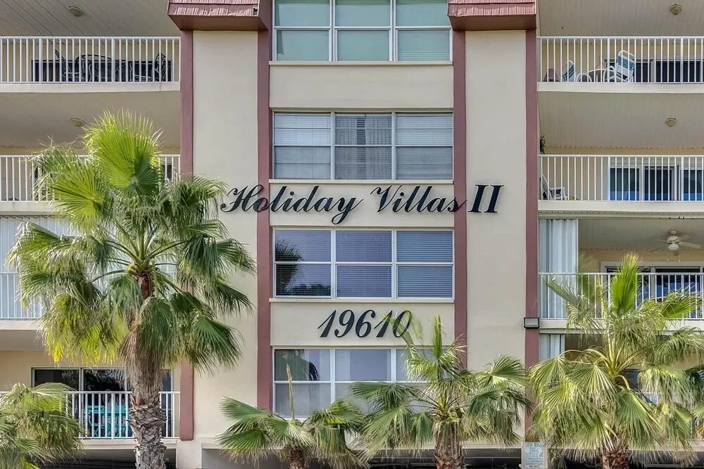19610 Gulf Blvd Condo Unit 109 2 Bedrooms 2 Bathrooms Condo