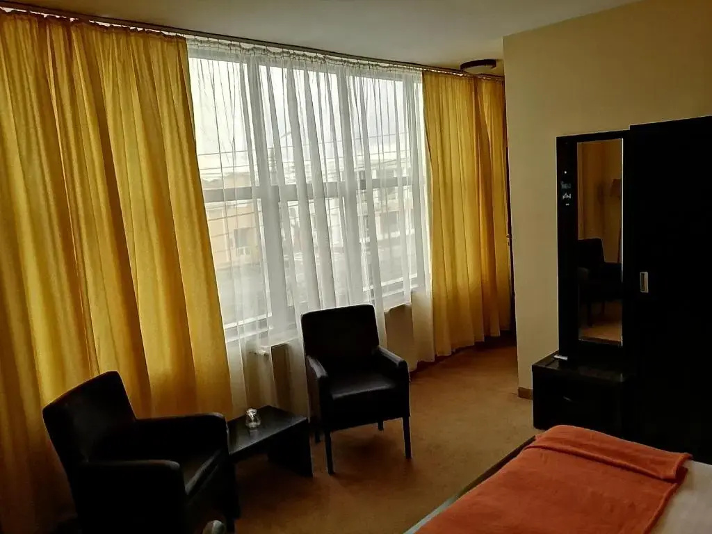 Maxim Hotel - Chambres