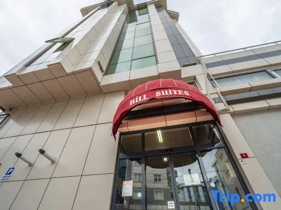 216 HILL Suite