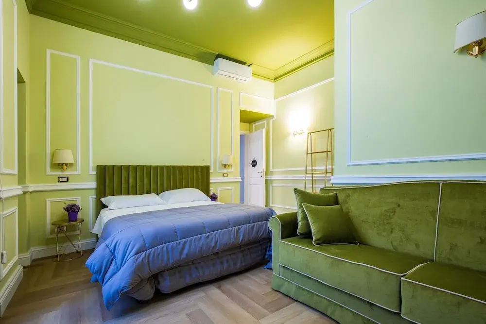 Triple room