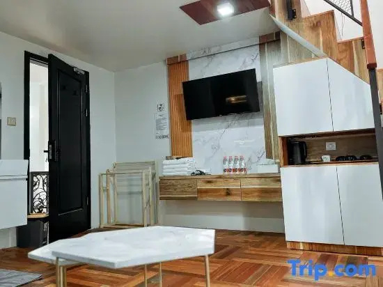 Standard Double Family room with mountain view (twin beds)