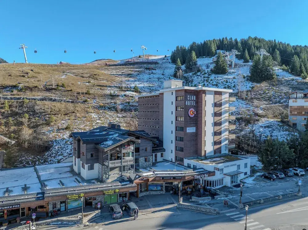 Voir la photo 1 — Club Hotel 1650