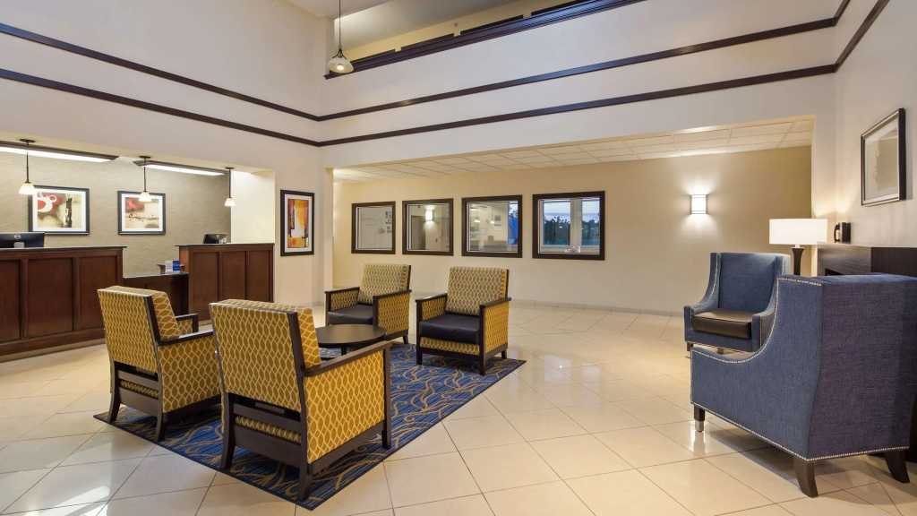 Lobby & Reception