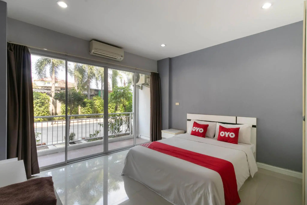 Standard Double room (full double bed)