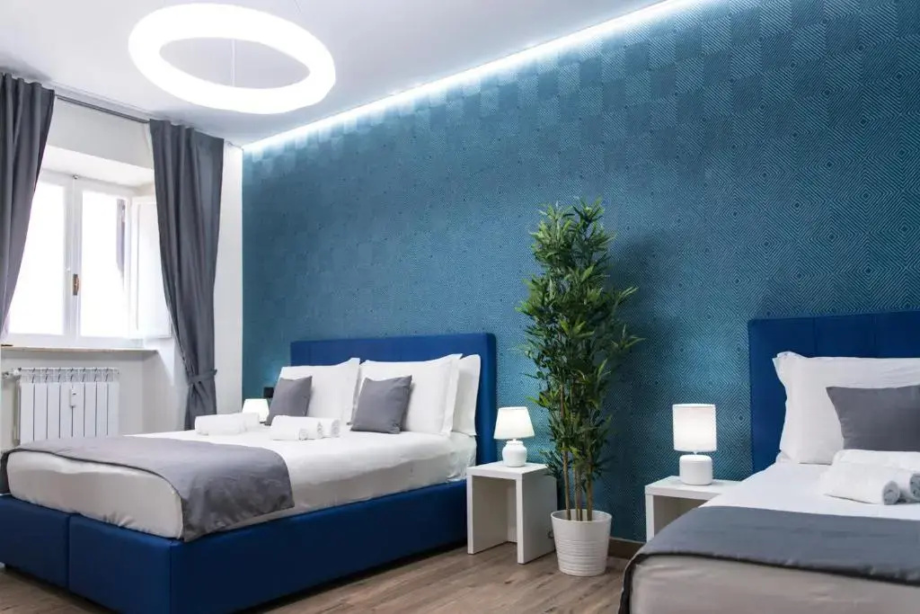Deluxe Double room (full double bed)