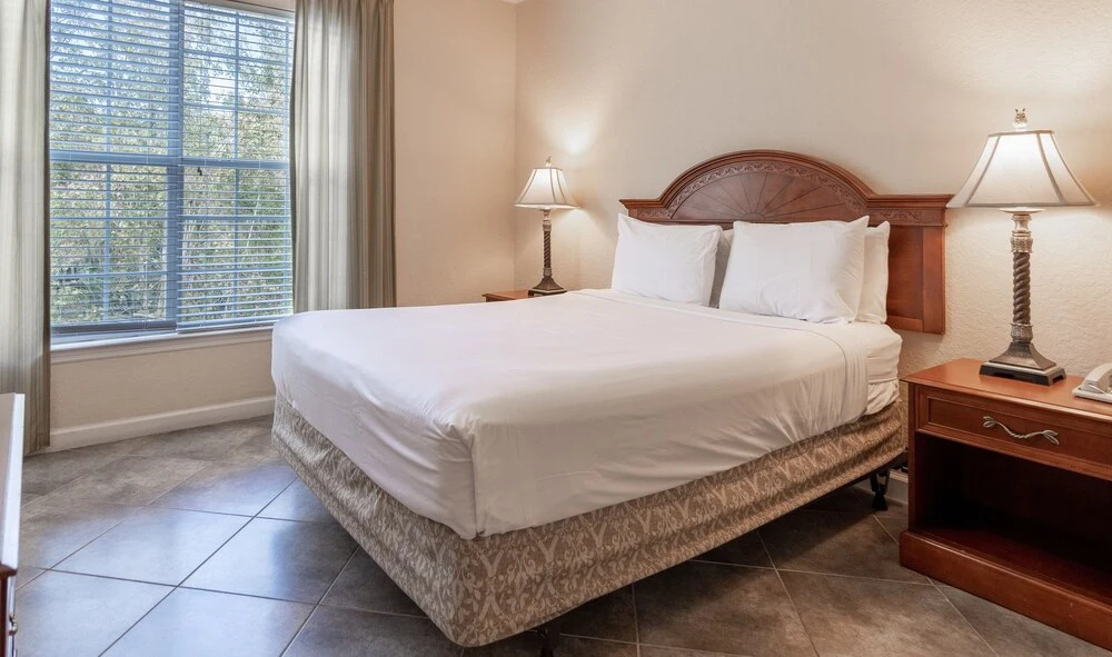 1351tt Unit 8406 - Tuscana Resort 2 Bedroom Condo by RedAwning