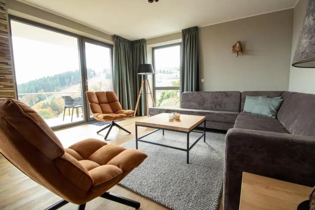 Apartment with garden view