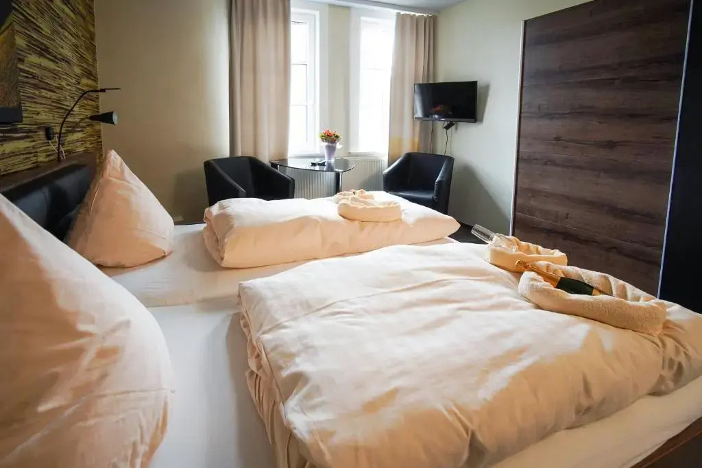 Hotel Zum Löwen - Chambres