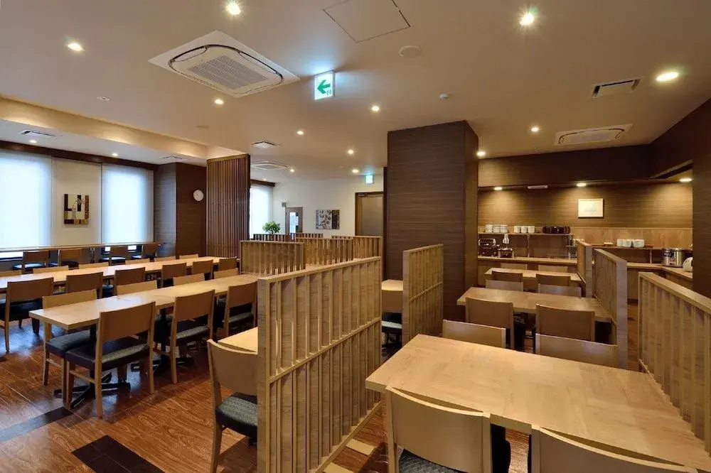 Food & Beverage